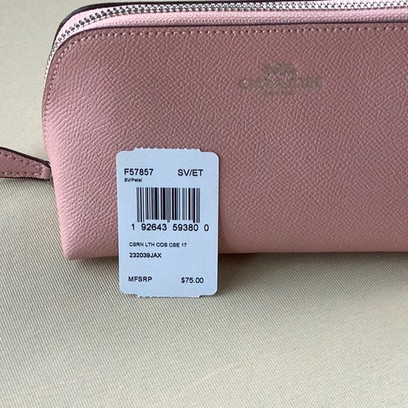 NWT Coach Cosmetic Case - Picture 4 of 4